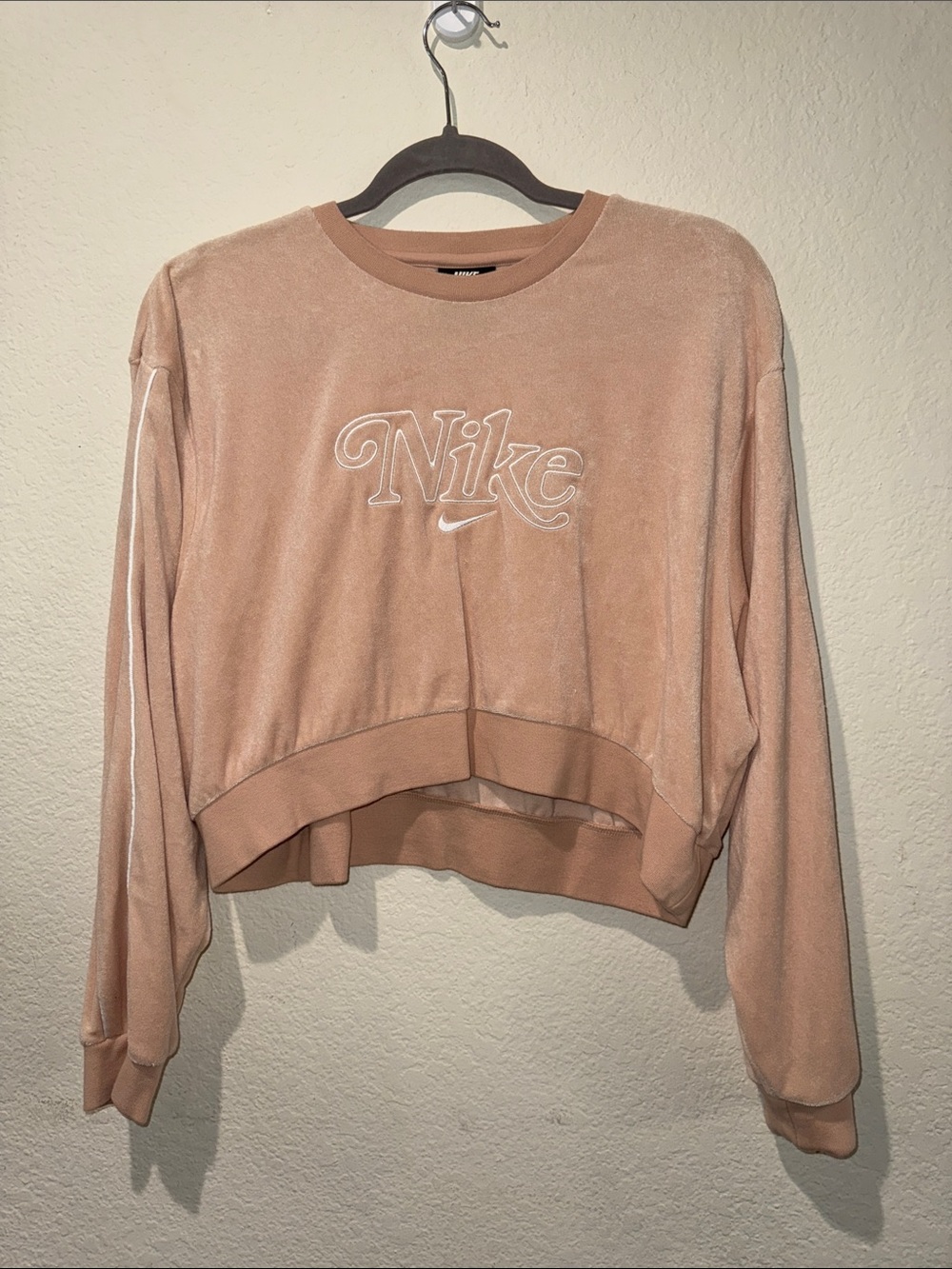 Nike Women's Cropped Velour Sweatshirt in Dusty Rose